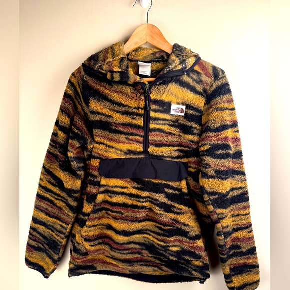 The North Face Campshire Sherpa Fleece Pullover Kangaroo Hoodie Tiger Mens XS FW - Picture 1 of 12
